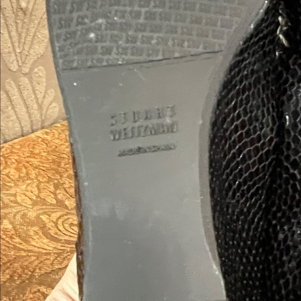 Stuart Weitzman Pre-Owned Brown patents leather Tussle shoes - Picture 5 of 8